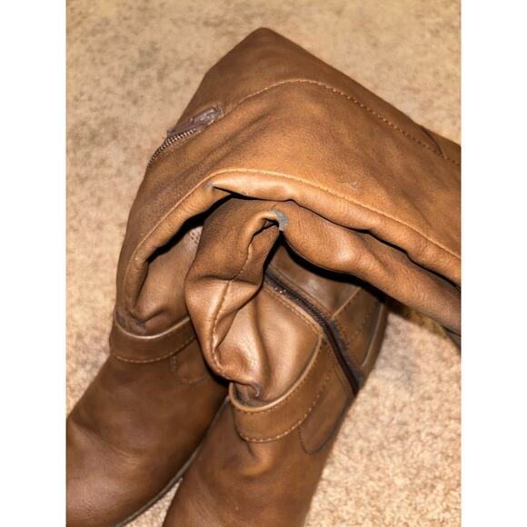 SO Brown Boots Size 7M - Picture 4 of 11